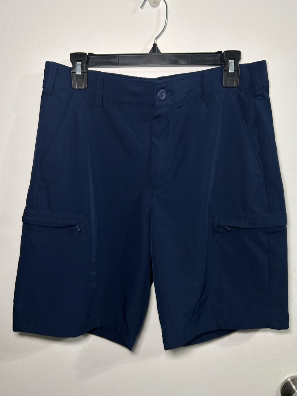 Birdie Bound Men's Cargo Golf Shorts in navy blue